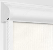 Рулонные кассетные шторы УНИ - Севилья молочный блэкаут на пластиковые окна