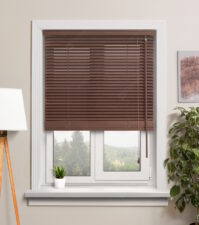 Деревянные жалюзи 25 мм, цвет 71 Пекан